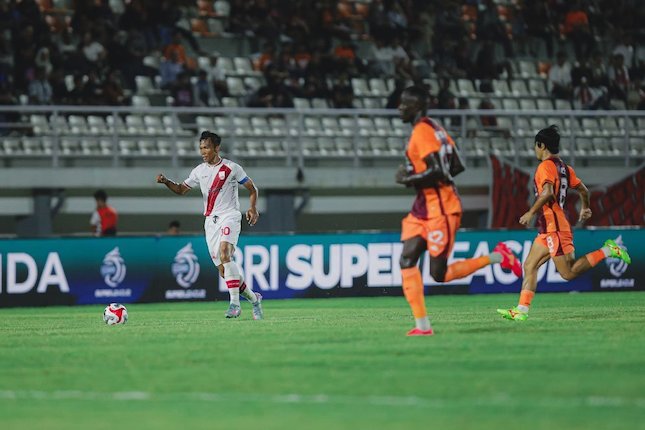borneo-menang-tipis