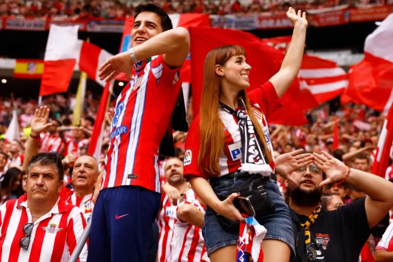 reuters_68d7f307-1758982919