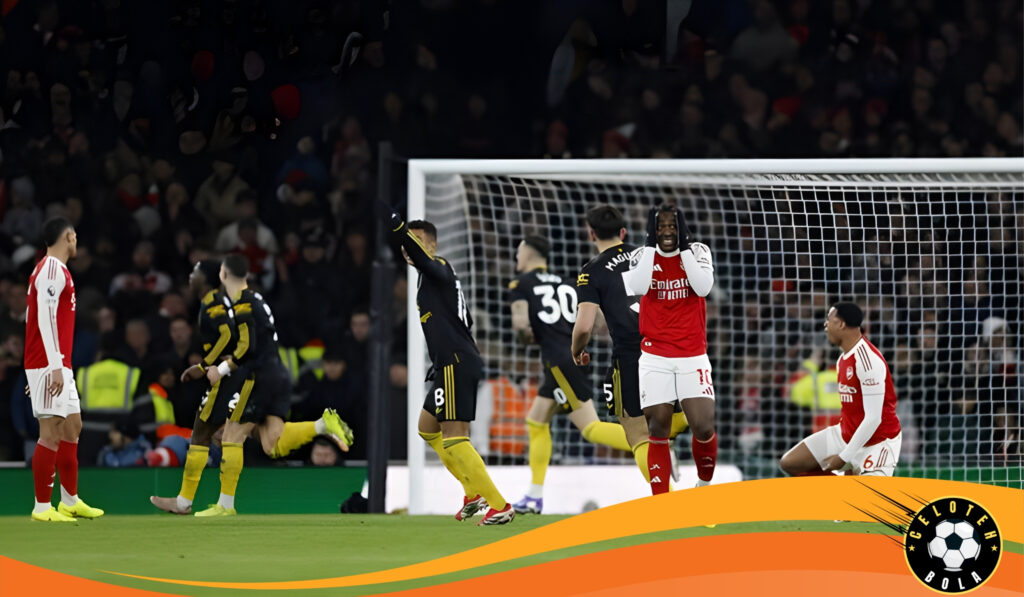 Selebrasi pemain MU usai gol kemenangan dalam laga Manchester United vs Arsenal