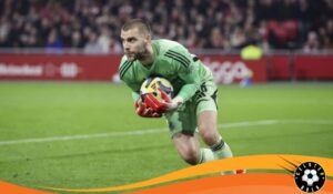 Maarten Paes di Ajax Amsterdam